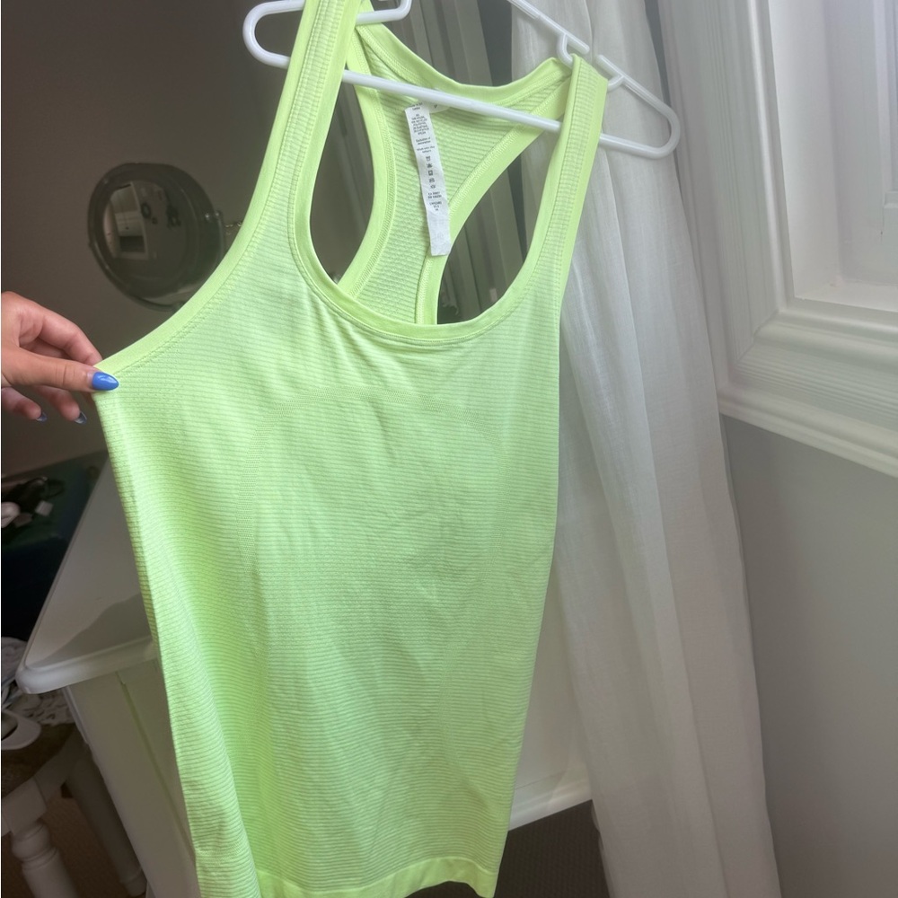 Lululemon Swiftly tech tank top hip length